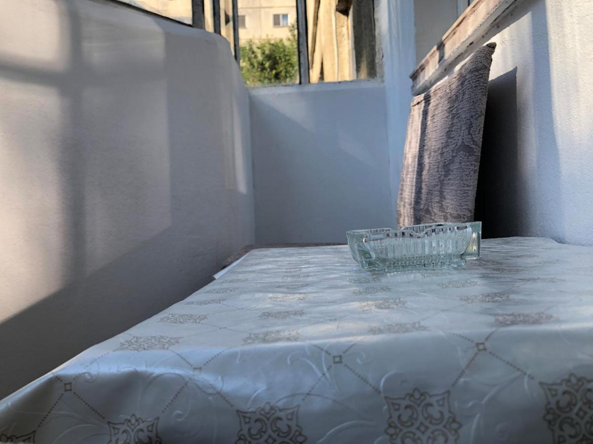 Le Garcon De Cristina-Simple,Quiet,Spacious Studio Boekarest Buitenkant foto